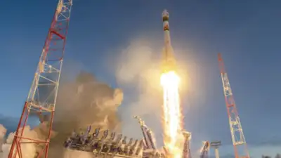 С космодрома Плесецк запустили ракету "Союз" со спутниками Минобороны РФ