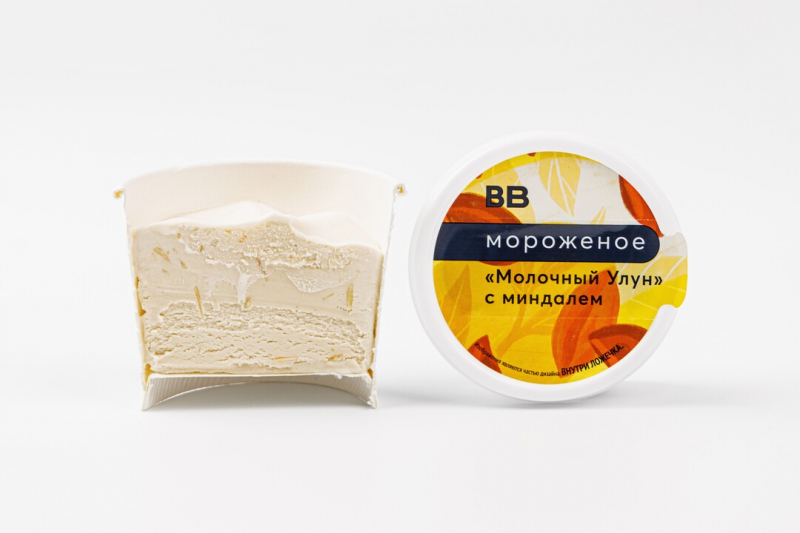 Мороженое "Молочный Улун" с миндалем